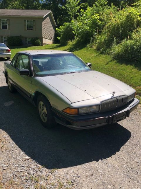 1990 Buick Regal - photo 2