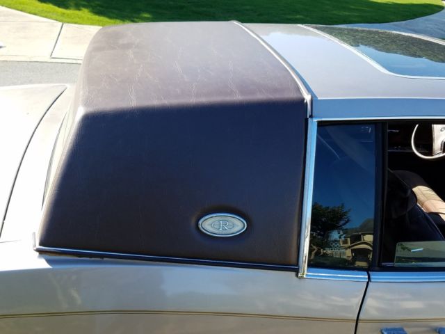 1984 Buick Riviera - photo 4