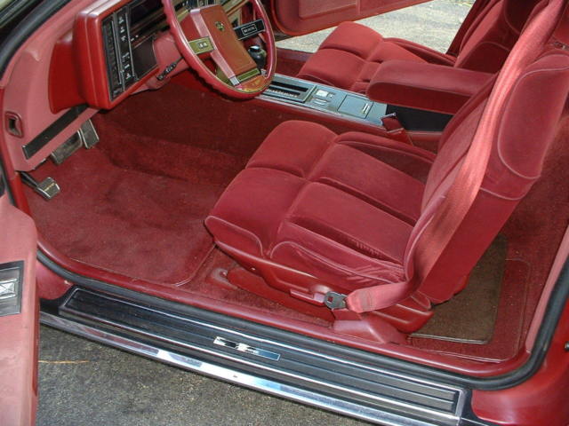 1987 Buick Riviera CARRIAGE ROOF - photo 6