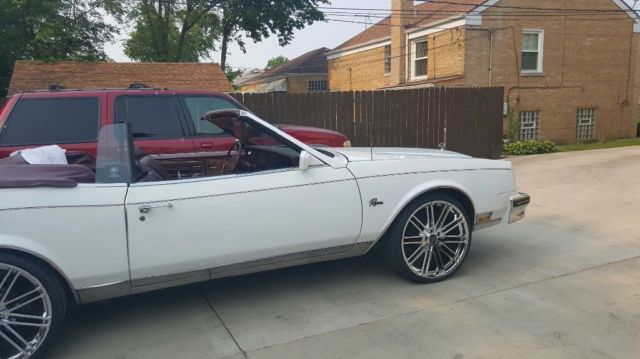 1983 Buick Riviera - photo 9