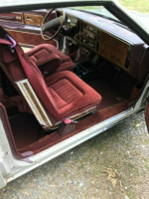 1980 Buick Riviera - photo 7