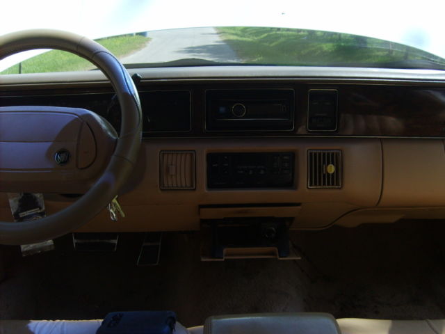 1992 Buick Roadmaster - photo 12
