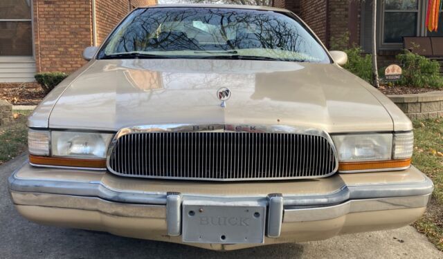 1994 Buick Roadmaster - photo 8