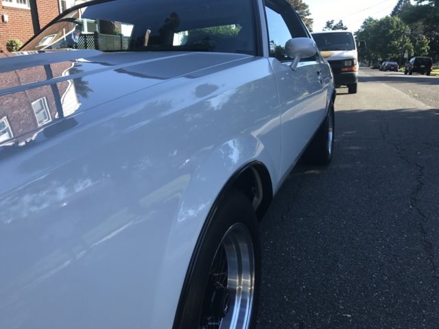 1987 Buick Regal Grand National Coupe 2-Door - photo 10