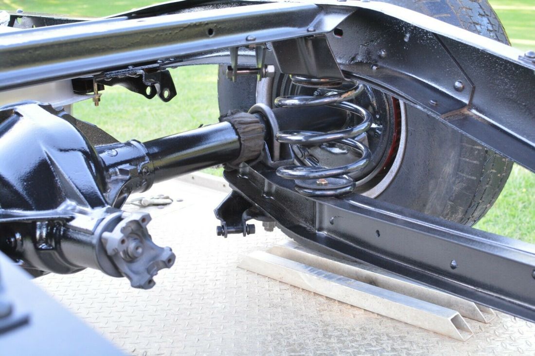 1966 Chevrolet C-10 SHORT WHEEL BASE FRAME - photo 4