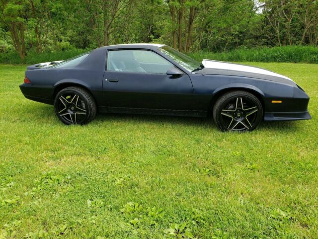 1984 Chevrolet Camaro - photo 3