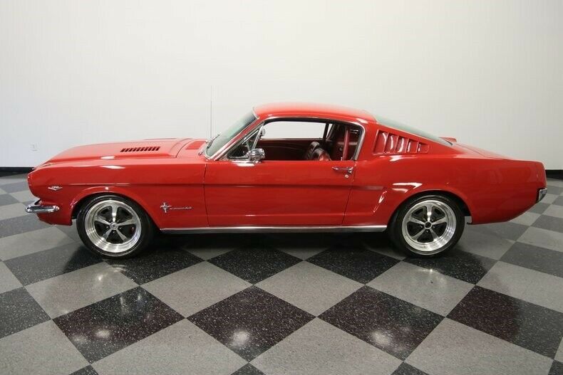 1966 Ford Mustang Fastback Restomod - photo 3