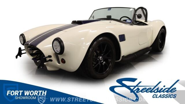 Built By Ultimate Classic Cars, 347 Stroker V8 w/ EFI, 5 Speed Manual, PDB, Wow! 1965 Shelby Cobra Replica
