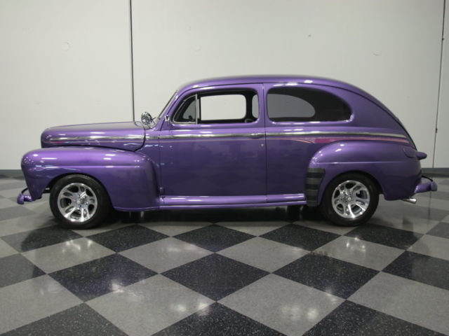 1947 Ford Tudor Sedan - photo 2