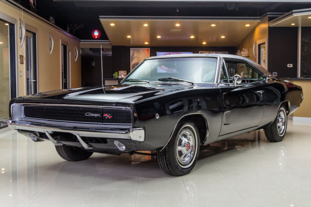 Bullitt Charger! 440ci V8 w/ EFI, Richmond 6-Speed Manual, A/C, PDB, PS & More! 1968 Dodge Charger Bullitt