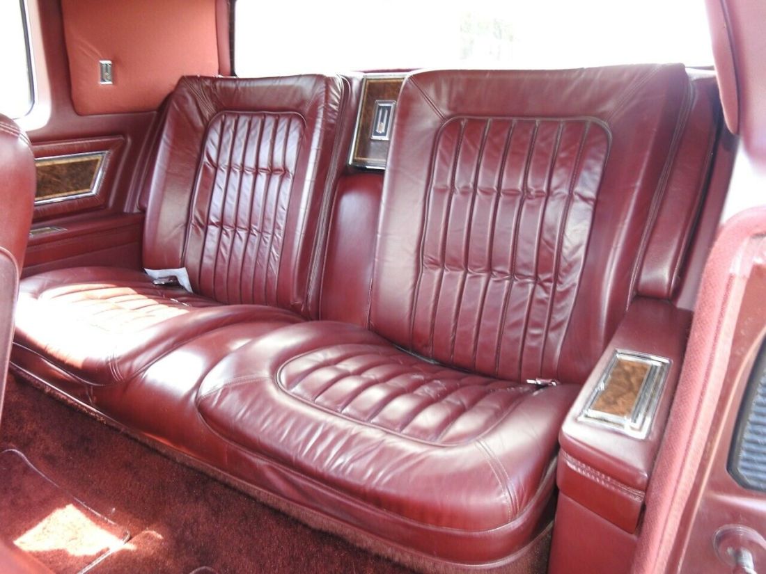 1984 Oldsmobile Toronado Brougham - photo 11