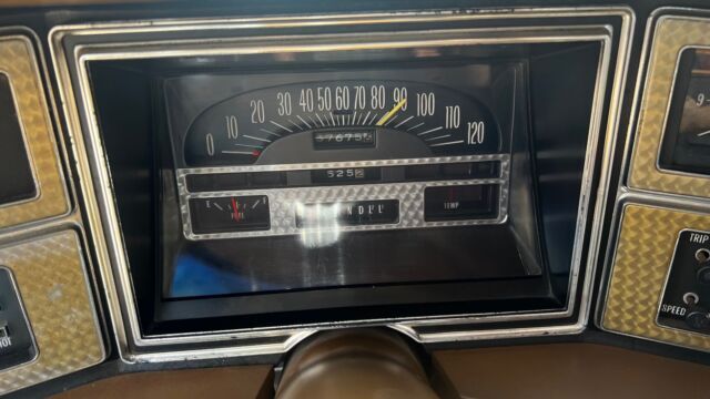 1972 Buick Riviera - photo 2