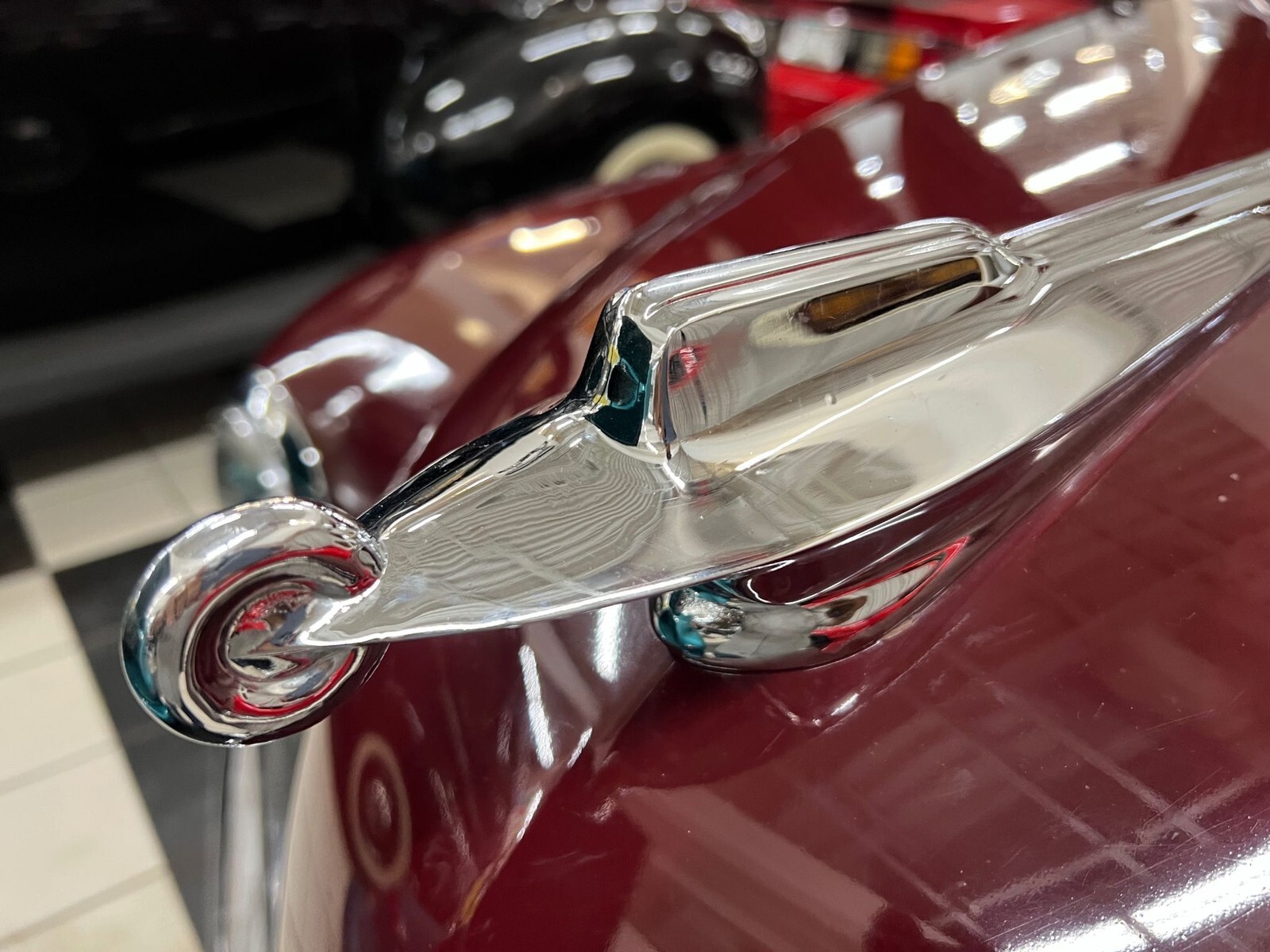 1948 Packard Victoria Super 8 - photo 3