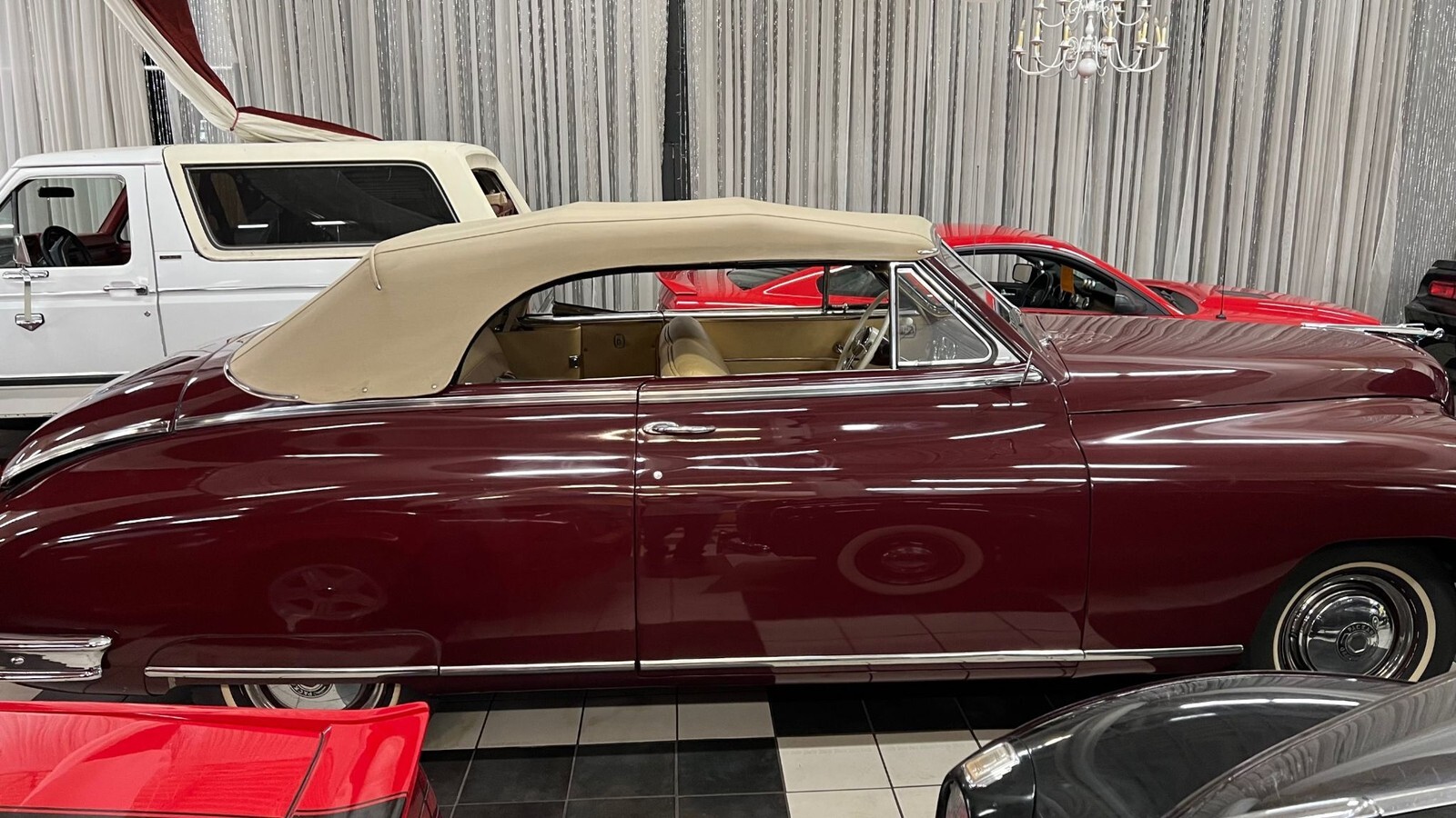 1948 Packard Victoria Super 8 - photo 5