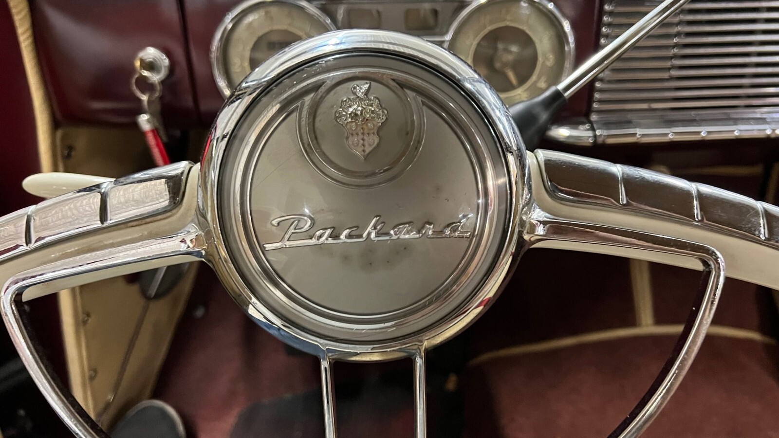 1948 Packard Victoria Super 8 - photo 7
