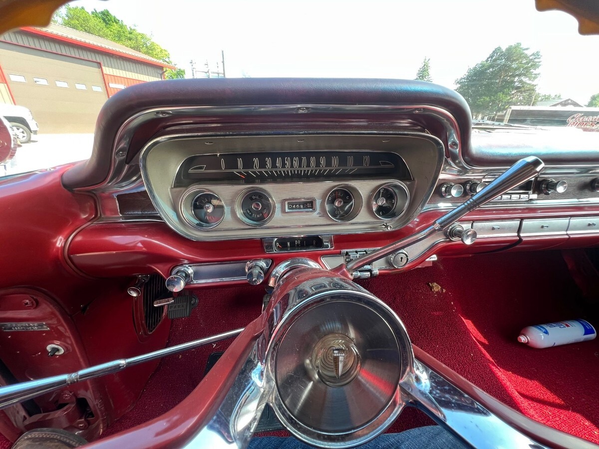 1960 Pontiac Bonneville - photo 11