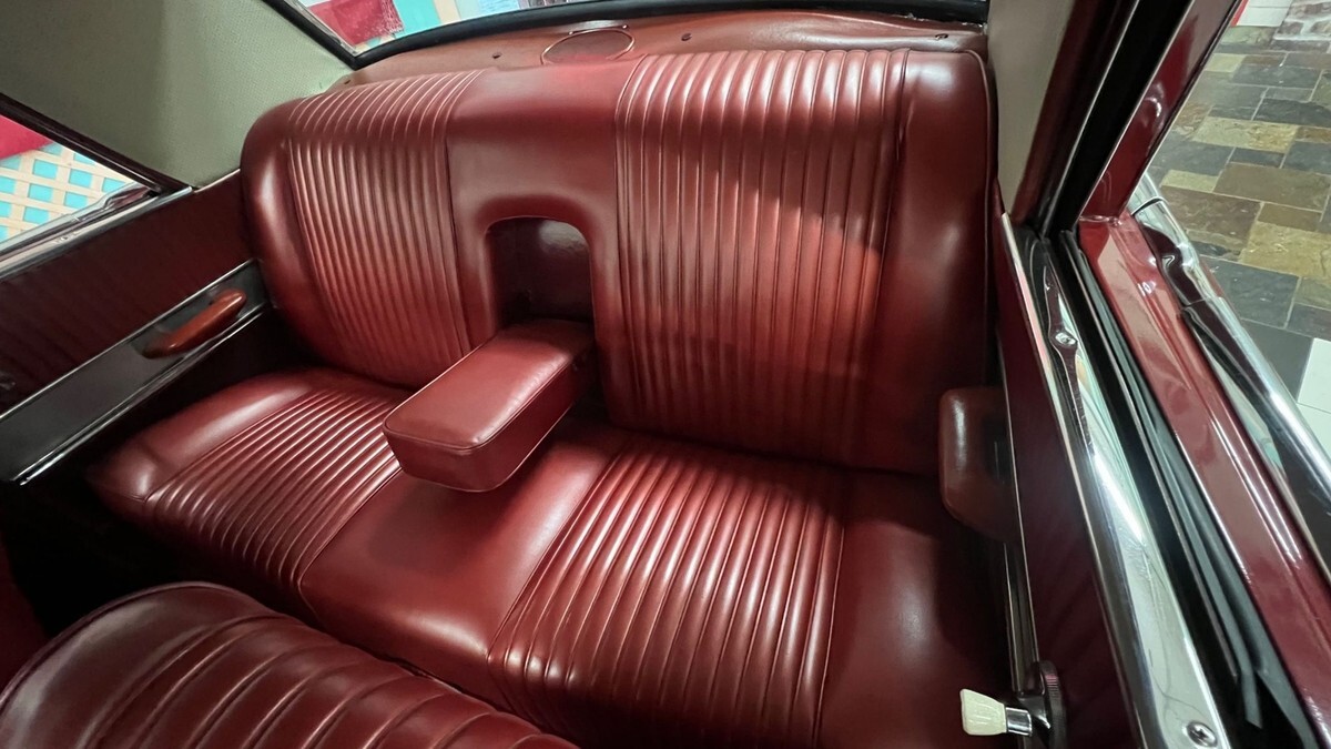 1963 Studebaker Gran Turismo - photo 12