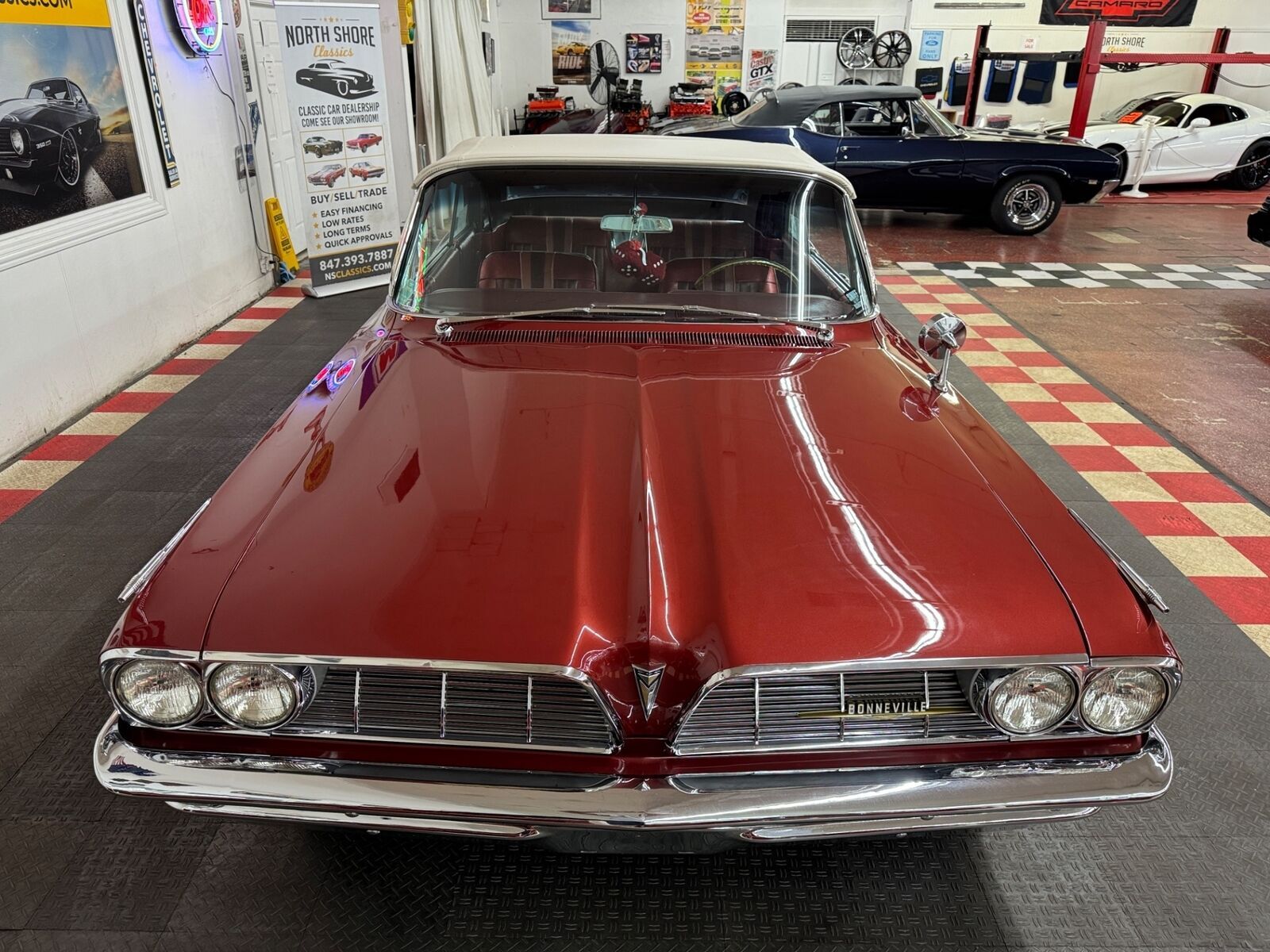 1961 Pontiac Bonneville - TRI POWER - CONVERTIBLE -SEE VIDEO - photo 12