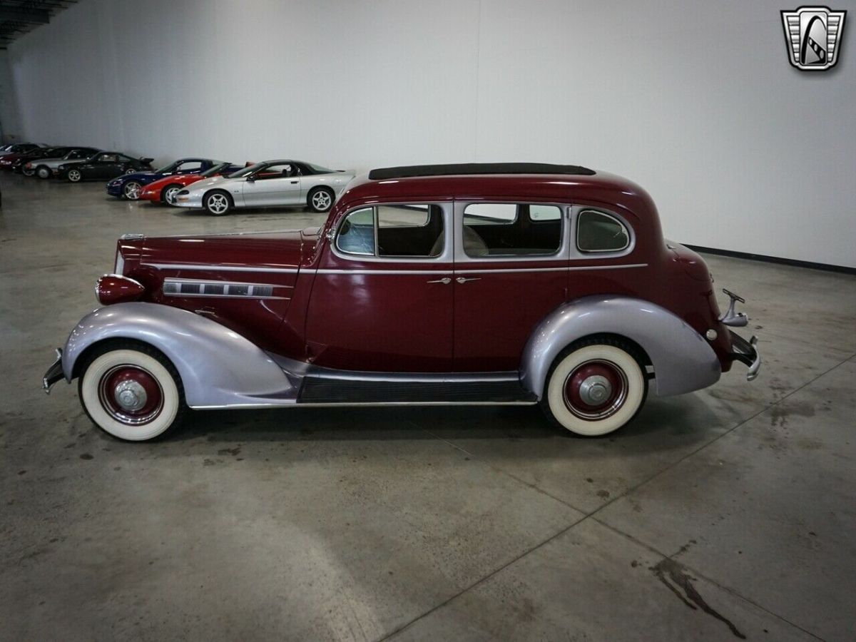 1936 Packard 120 B - photo 9