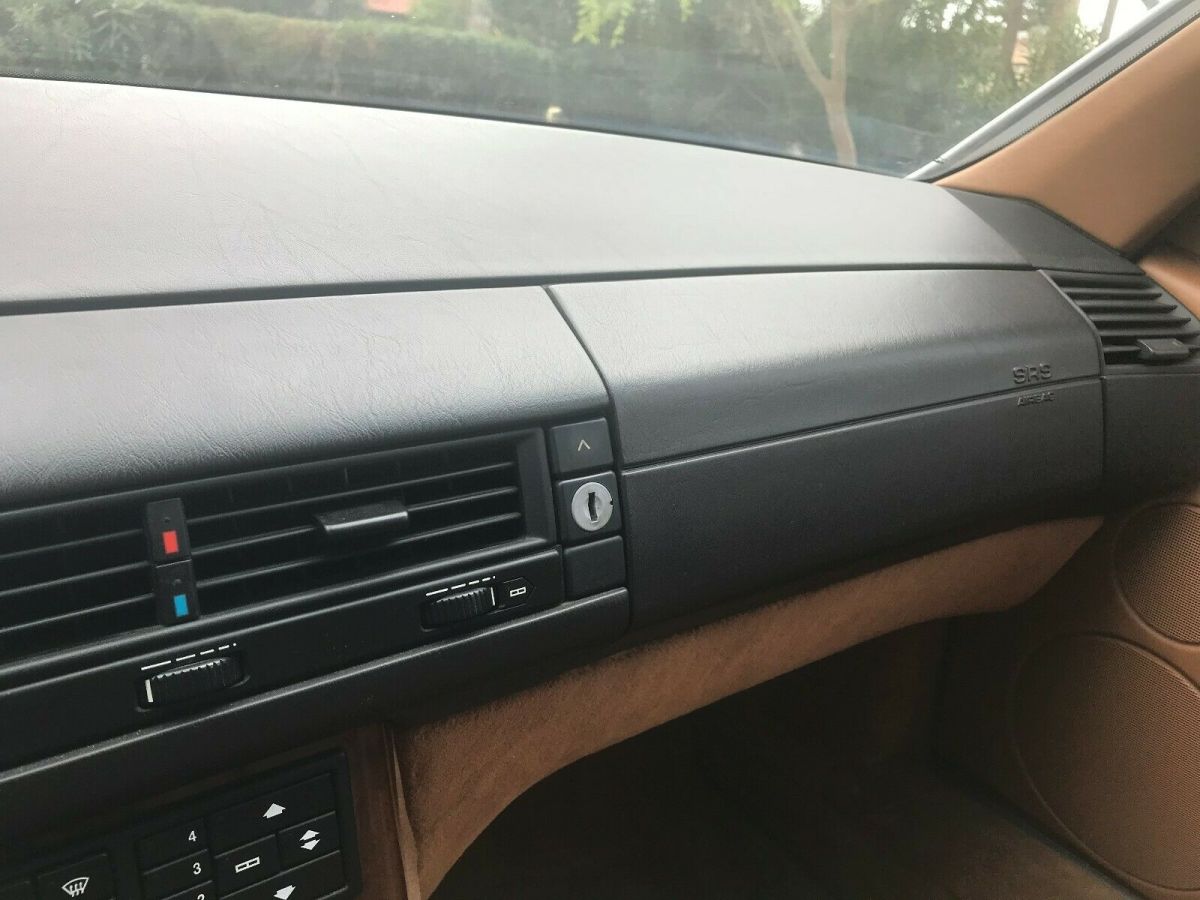 1992 Mercedes-Benz SL-Class SEL with gold package - photo 10