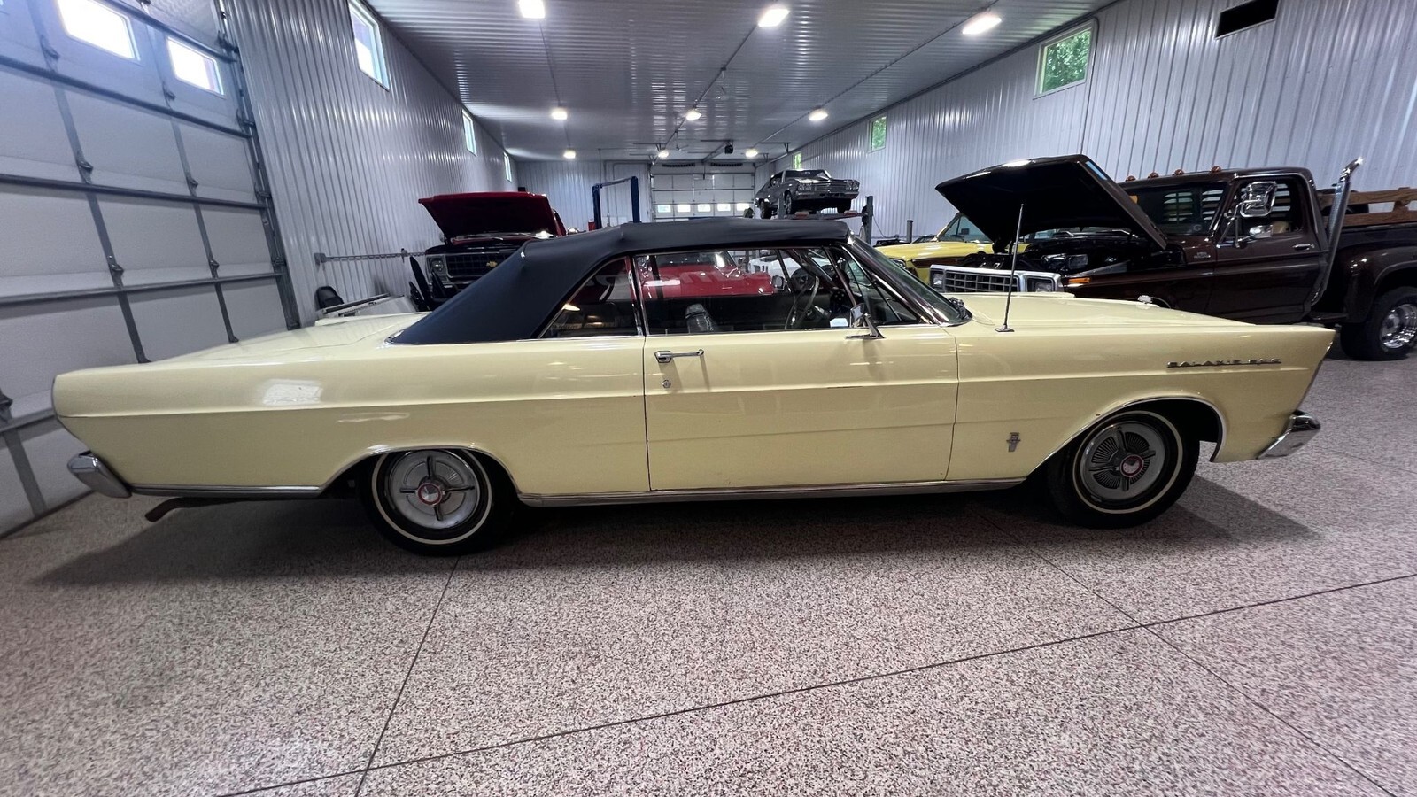1966 Ford Galaxie - photo 12