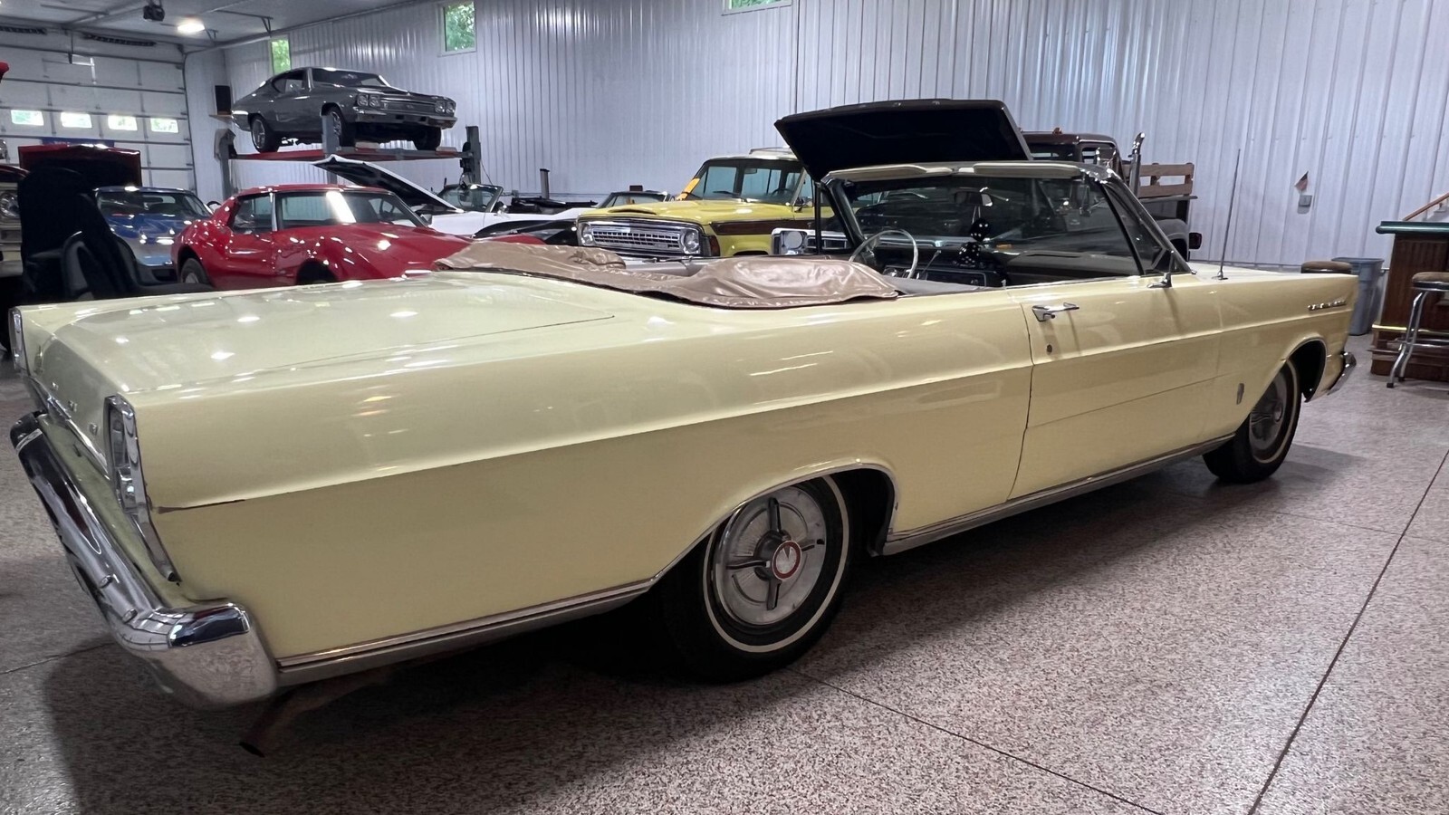 1966 Ford Galaxie - photo 3