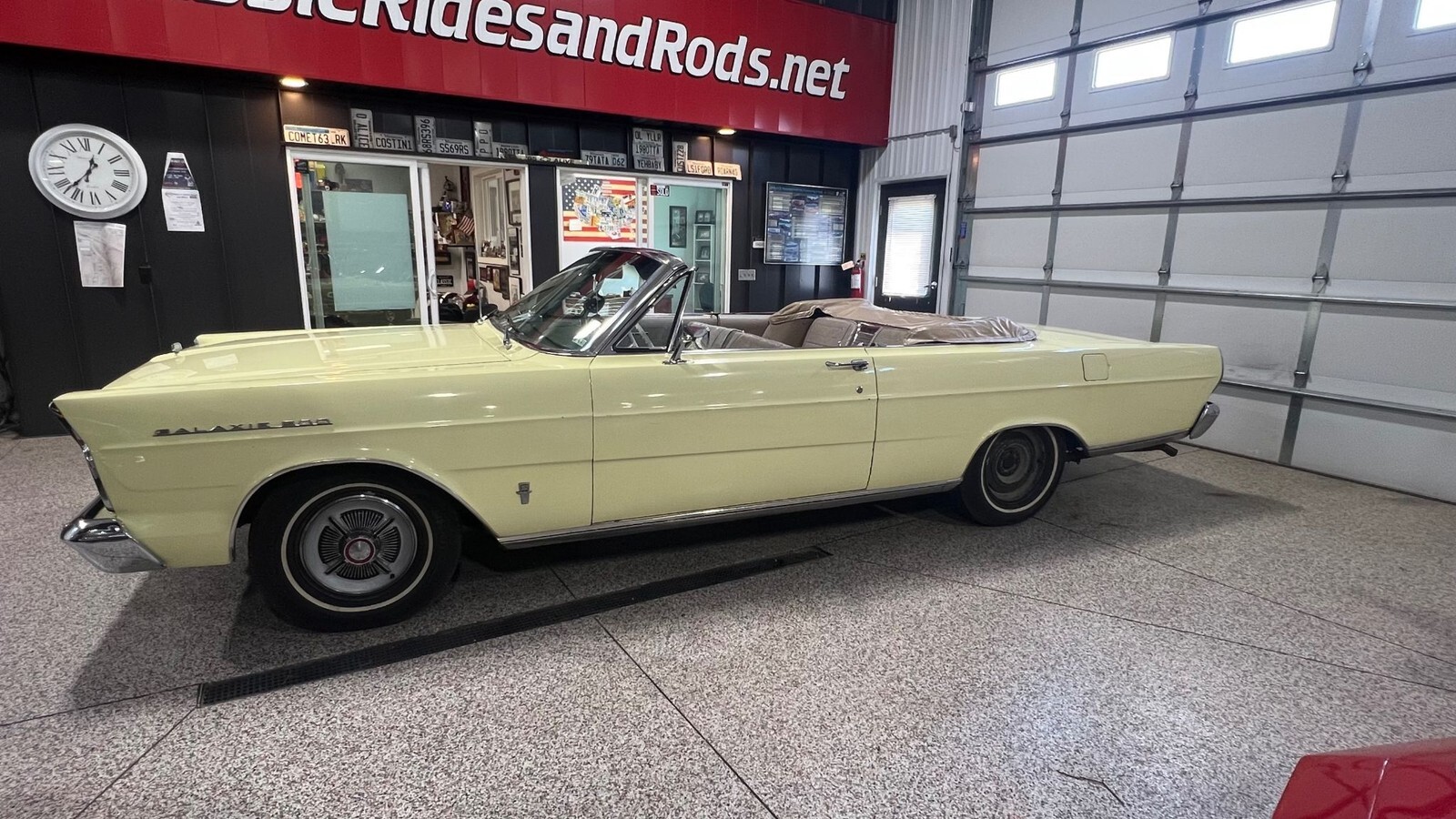 1966 Ford Galaxie - photo 5