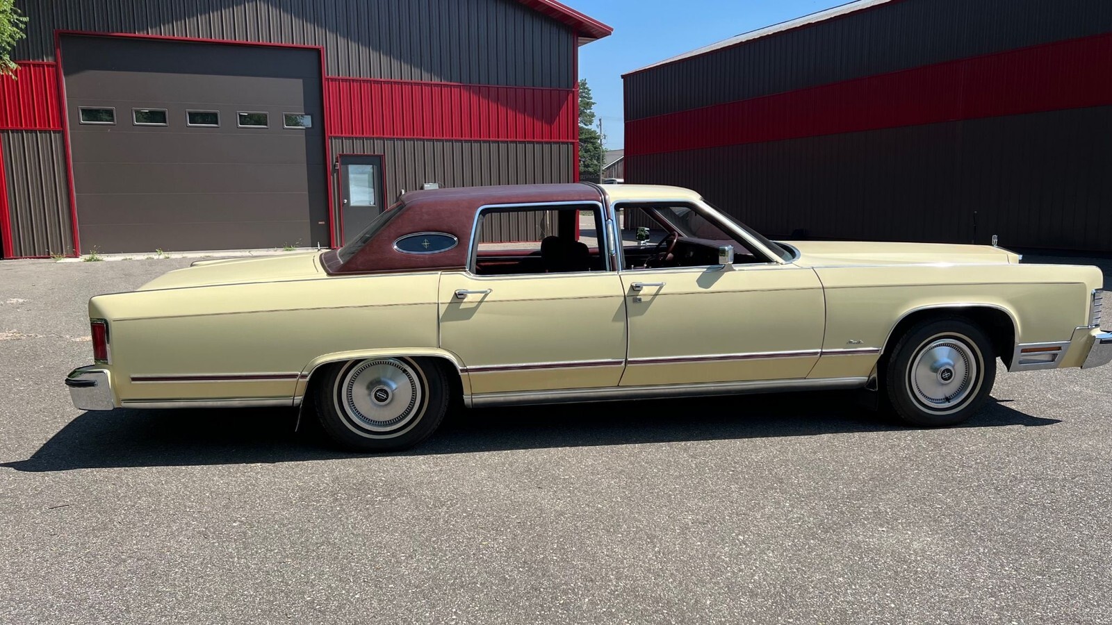 1979 Lincoln Town Car - photo 8