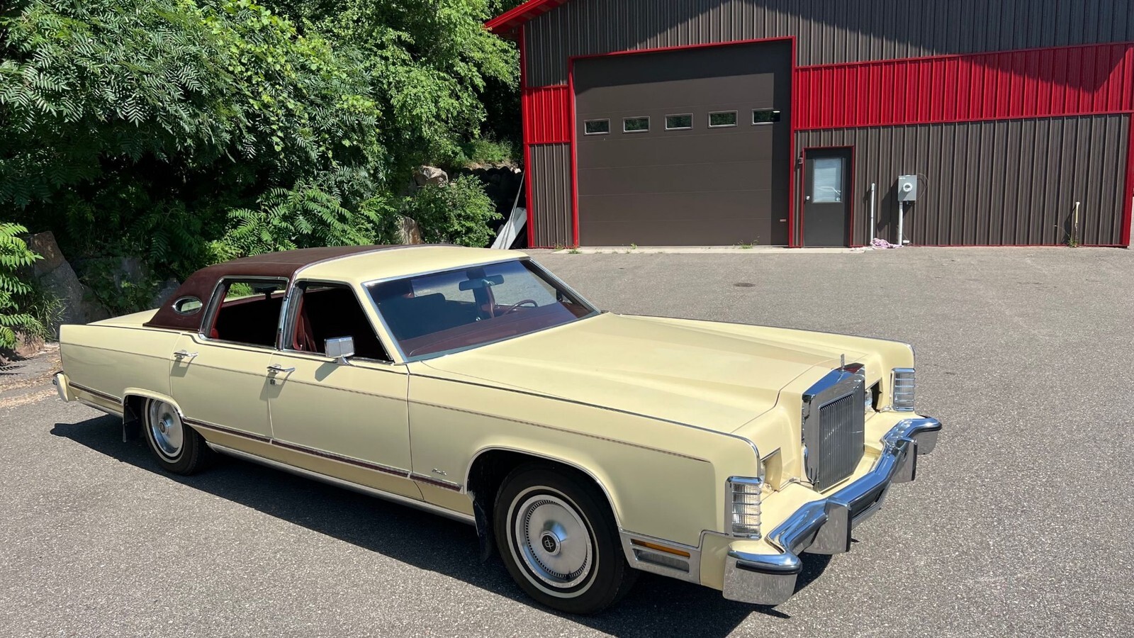 1979 Lincoln Town Car - photo 9
