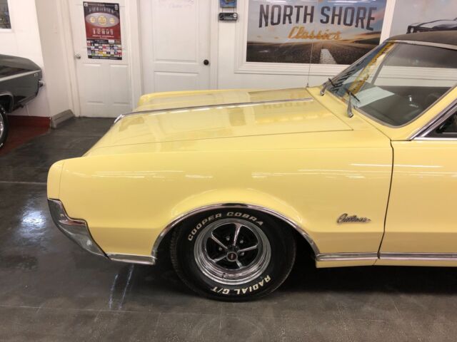 1967 Oldsmobile Cutlass Supreme-Original Owners Manual - photo 11