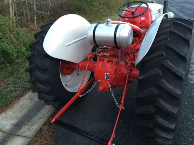 1952 Ford Other N Tractor V8 55 MPH! NO RESERVE! - photo 4
