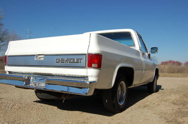 1985 Chevrolet C-10 - photo 10