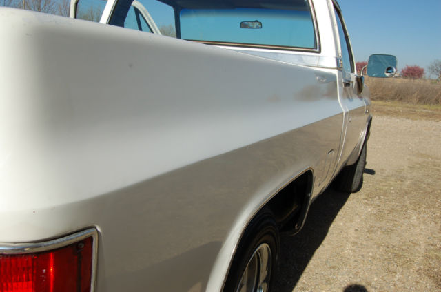 1985 Chevrolet C-10 - photo 11