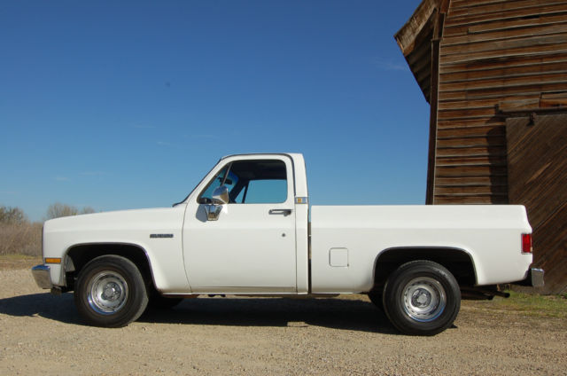1985 Chevrolet C-10 - photo 4