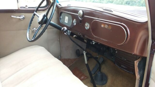 1937 Chrysler Royal Royal - photo 4