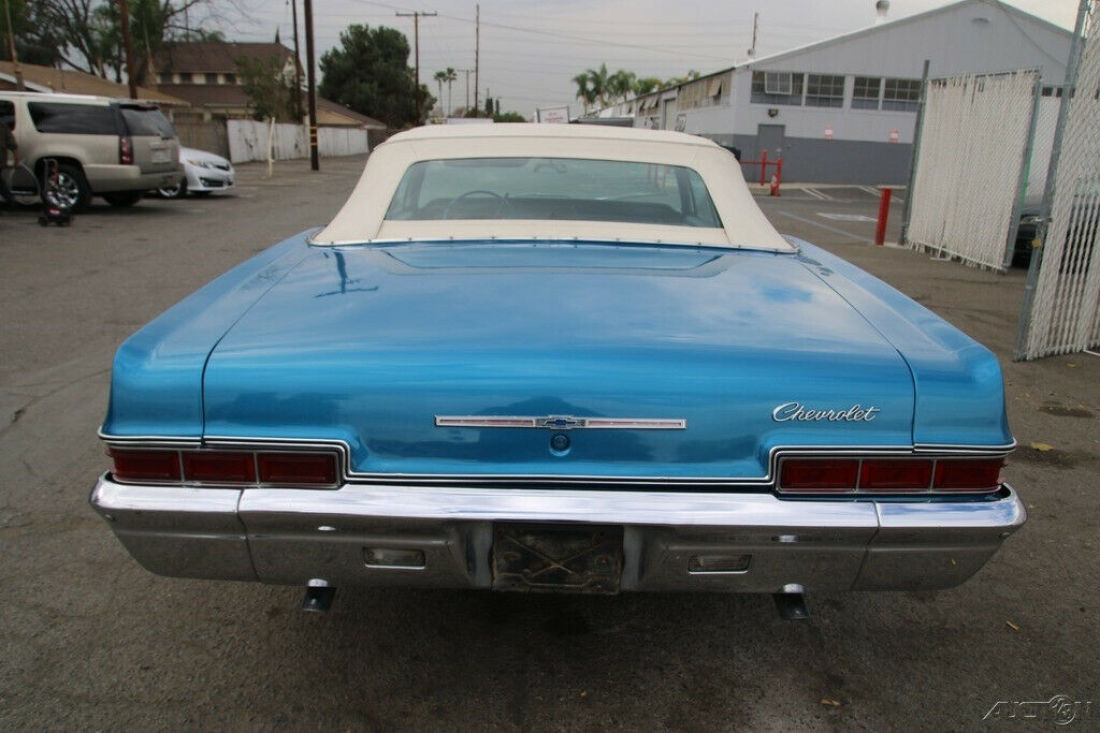 1966 Chevrolet Impala - photo 7