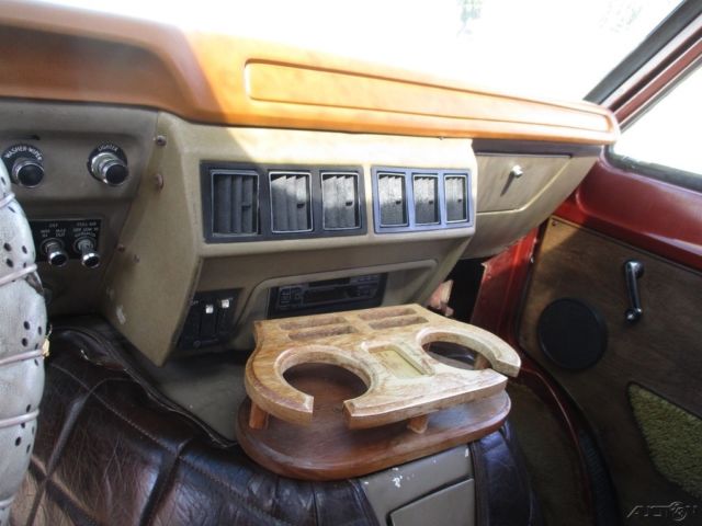 1977 Dodge Ram Van - photo 12