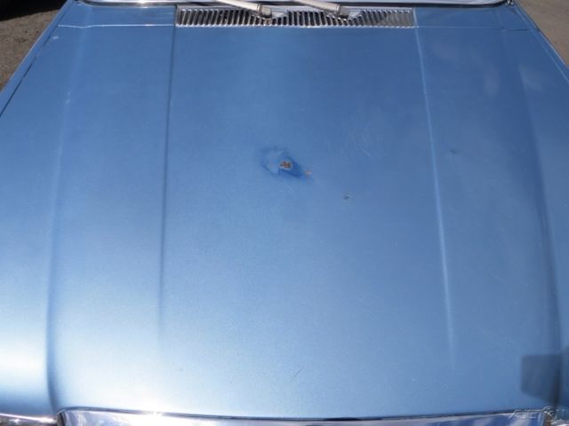1977 Mercedes-Benz 200-Series - photo 11