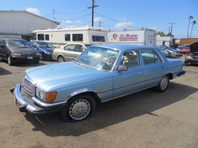1977 Mercedes-Benz 200-Series - photo 7