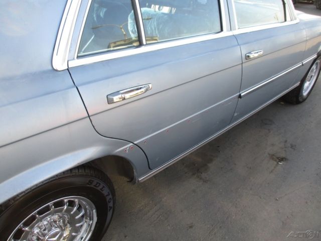 1978 Mercedes-Benz 200-Series - photo 13