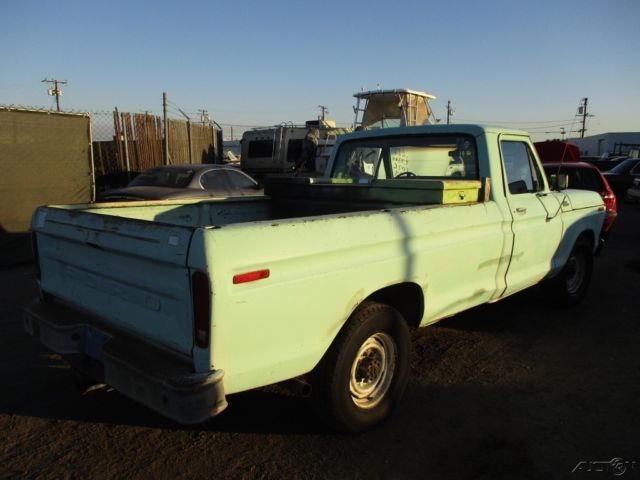 1979 Ford F-250 - photo 5