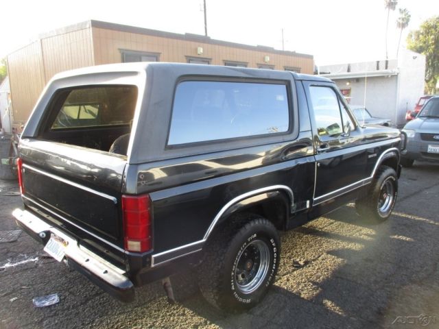 1983 Ford Bronco Custom Sport Utility 2-Door - photo 4