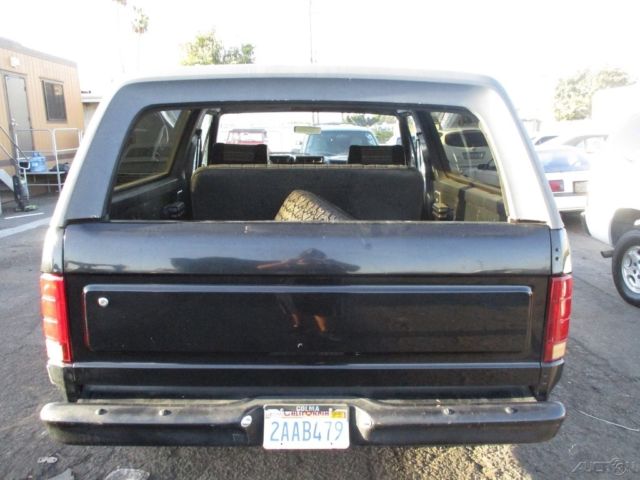 1983 Ford Bronco Custom Sport Utility 2-Door - photo 5