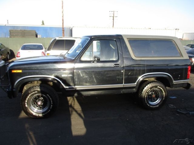 1983 Ford Bronco Custom Sport Utility 2-Door - photo 7