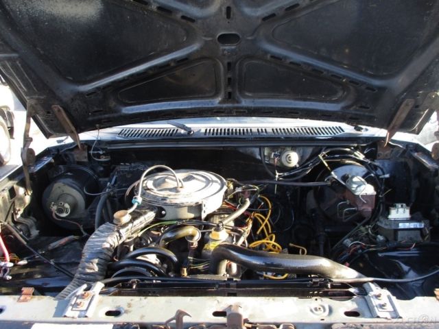 1983 Ford Bronco Custom Sport Utility 2-Door - photo 9