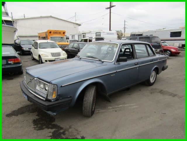 C 1985 Volvo GL Used 2.3L I4 8V No Reserve 1985 Volvo GL
