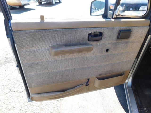 1986 Isuzu Trooper Deluxe - photo 11