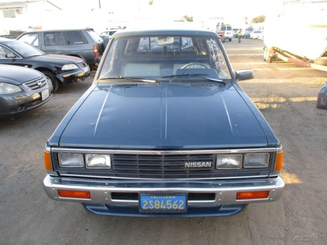 1986 Nissan Truck DLX - photo 2