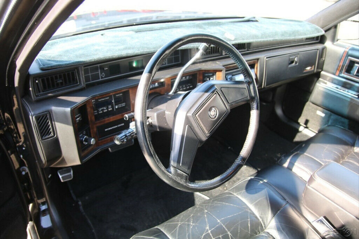 1989 Cadillac DeVille - photo 12