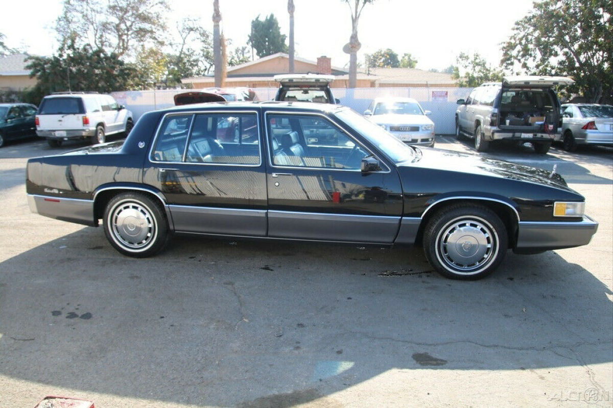 1989 Cadillac DeVille - photo 6